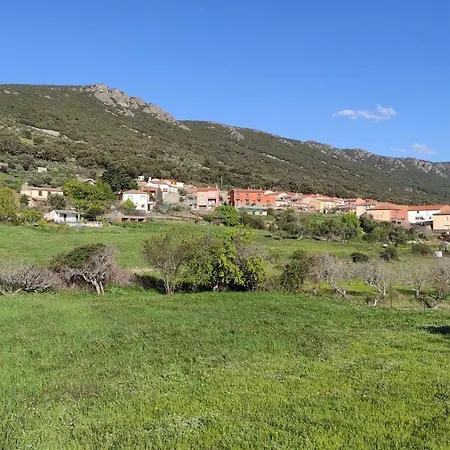 La Colmena Del Geoparque * Navatrasierra