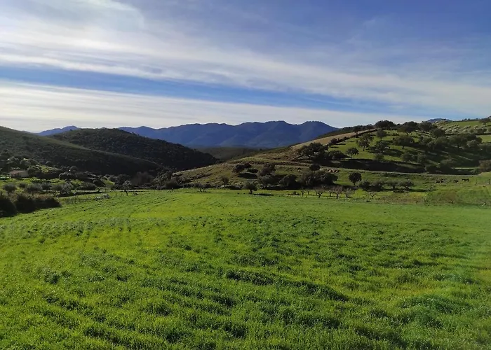 La Colmena Del Geoparque * Navatrasierra